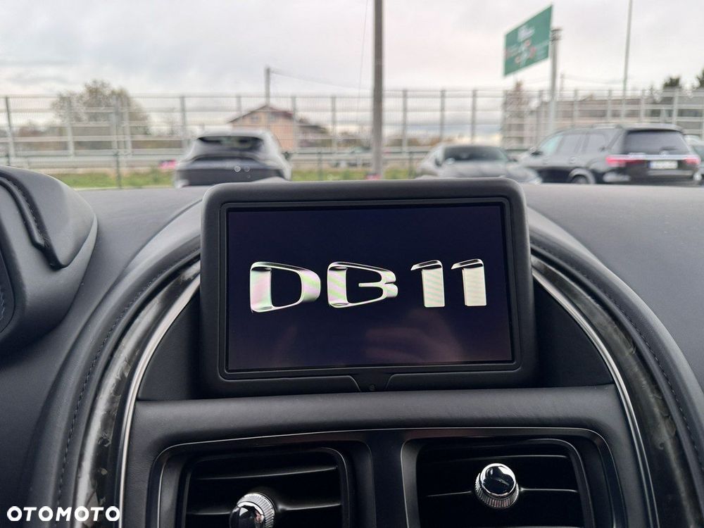 Aston Martin DB11 - 29