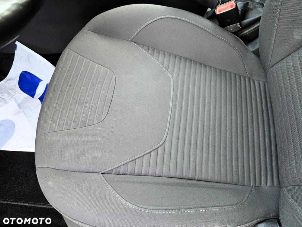 Ford Focus 1.5 EcoBlue STart-Stopp-System TITANIUM - 22
