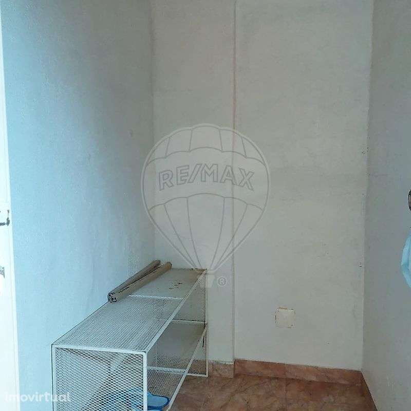 Apartamento T1 para arrendamento - Grande imagem: 2/12