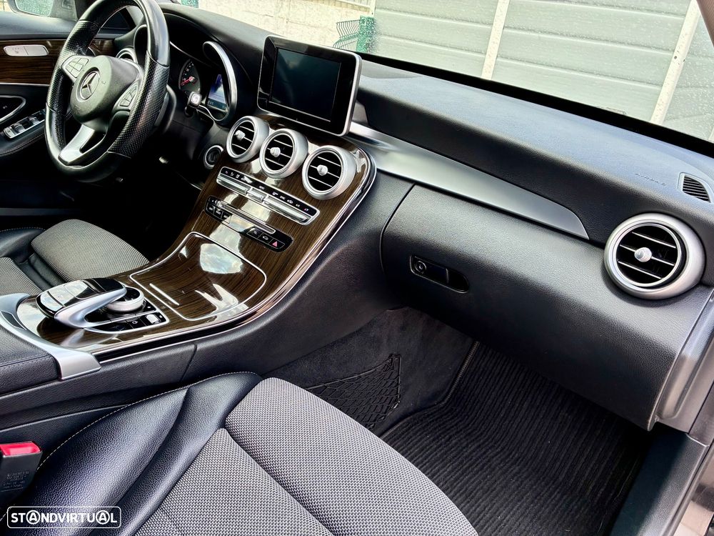 Mercedes-Benz C 220 d 4Matic Station 7G-TRONIC Exclusive - 13
