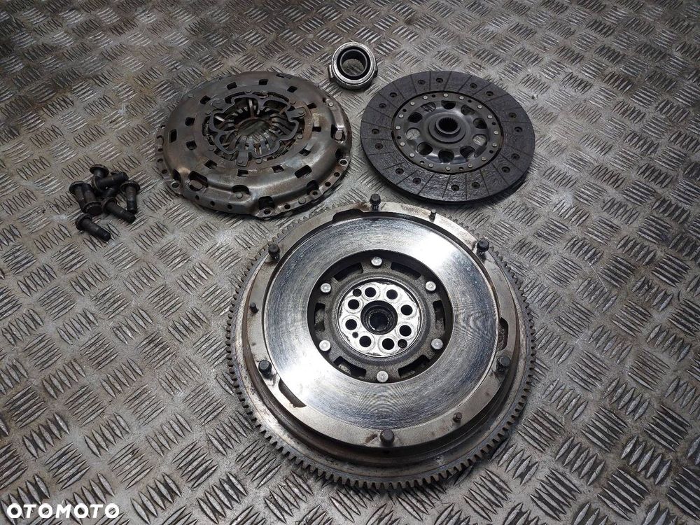 KOŁO DWUMASOWE TARCZA DOCISK ŁOŻYSKO HONDA ACCORD VIII 2.2 D 22100-RL0-0061 - 1