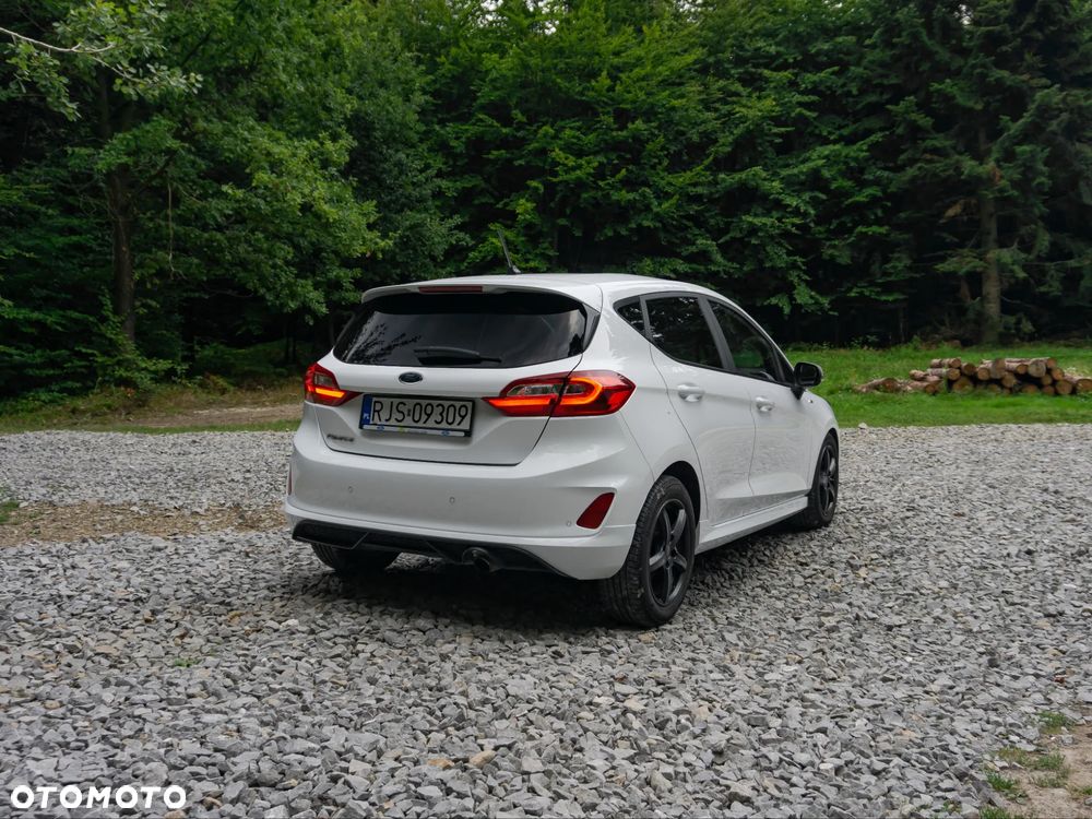 Ford Fiesta - 4
