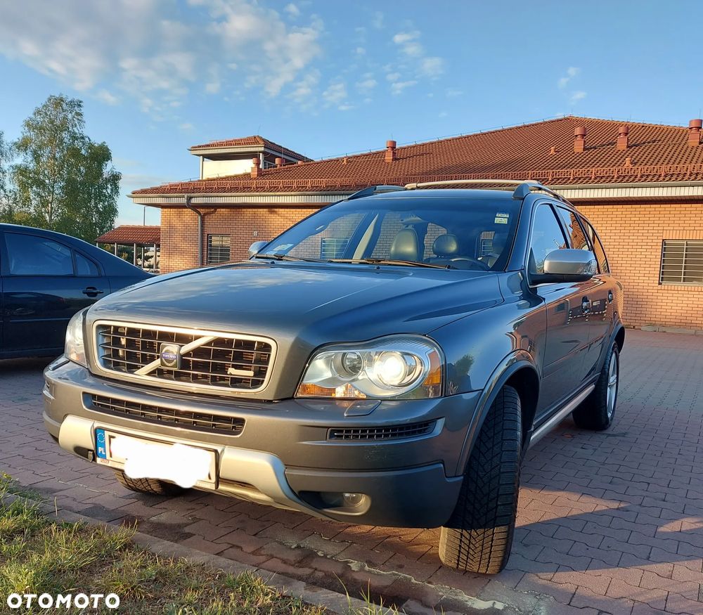 Volvo XC 90 - 1