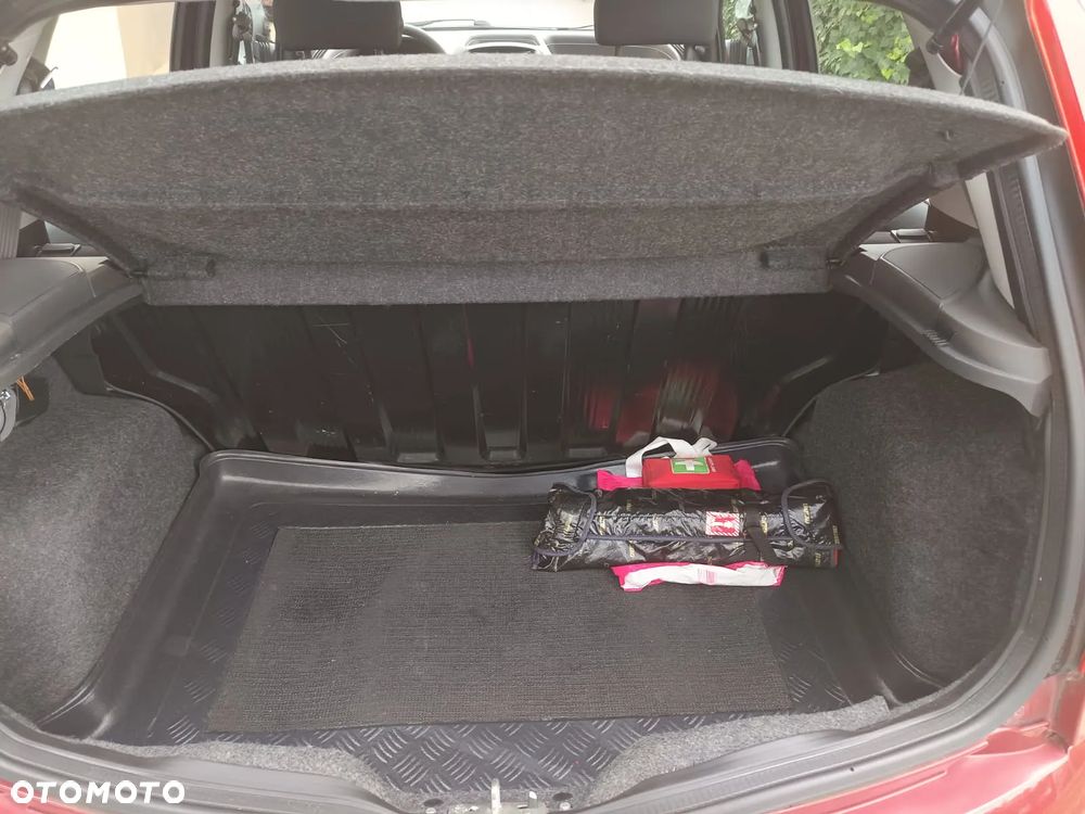 Fiat Punto 1.2 8V Classic - 9