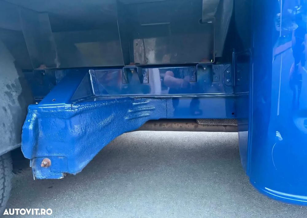 Volkswagen Transporter - 9