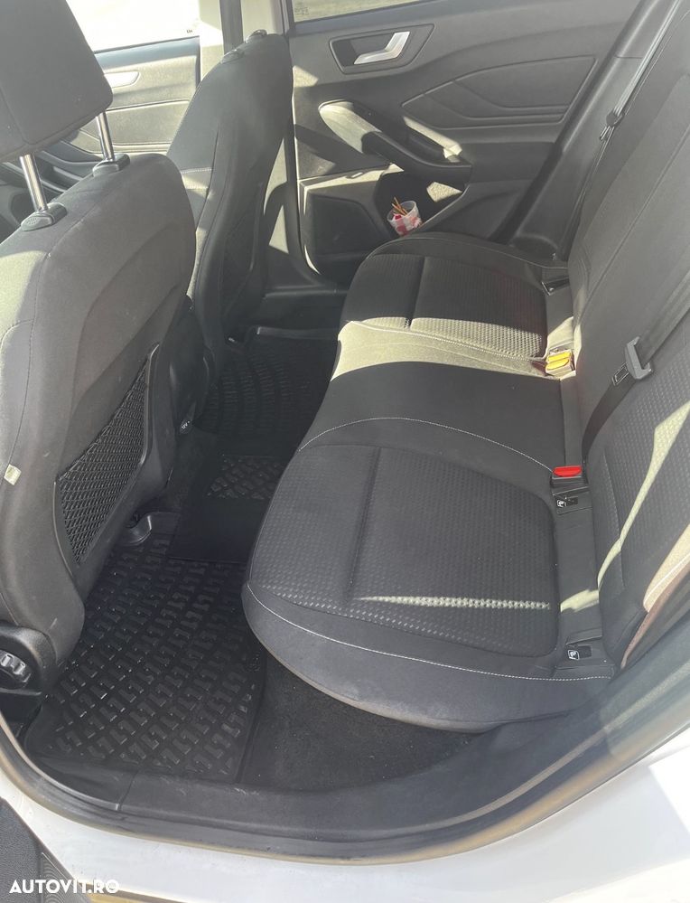 Ford Focus 1.0 EcoBoost Titanium - 7