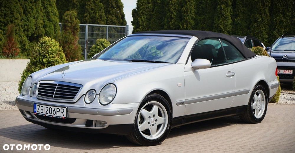 Mercedes-Benz CLK - 18