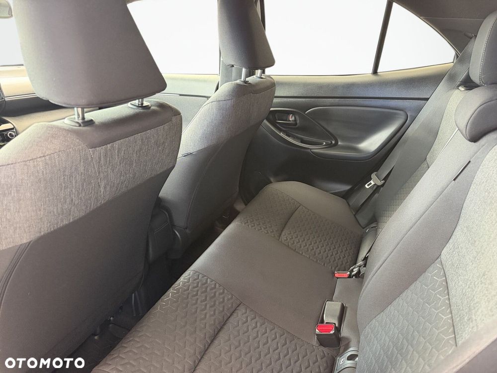 Toyota Yaris Cross - 13