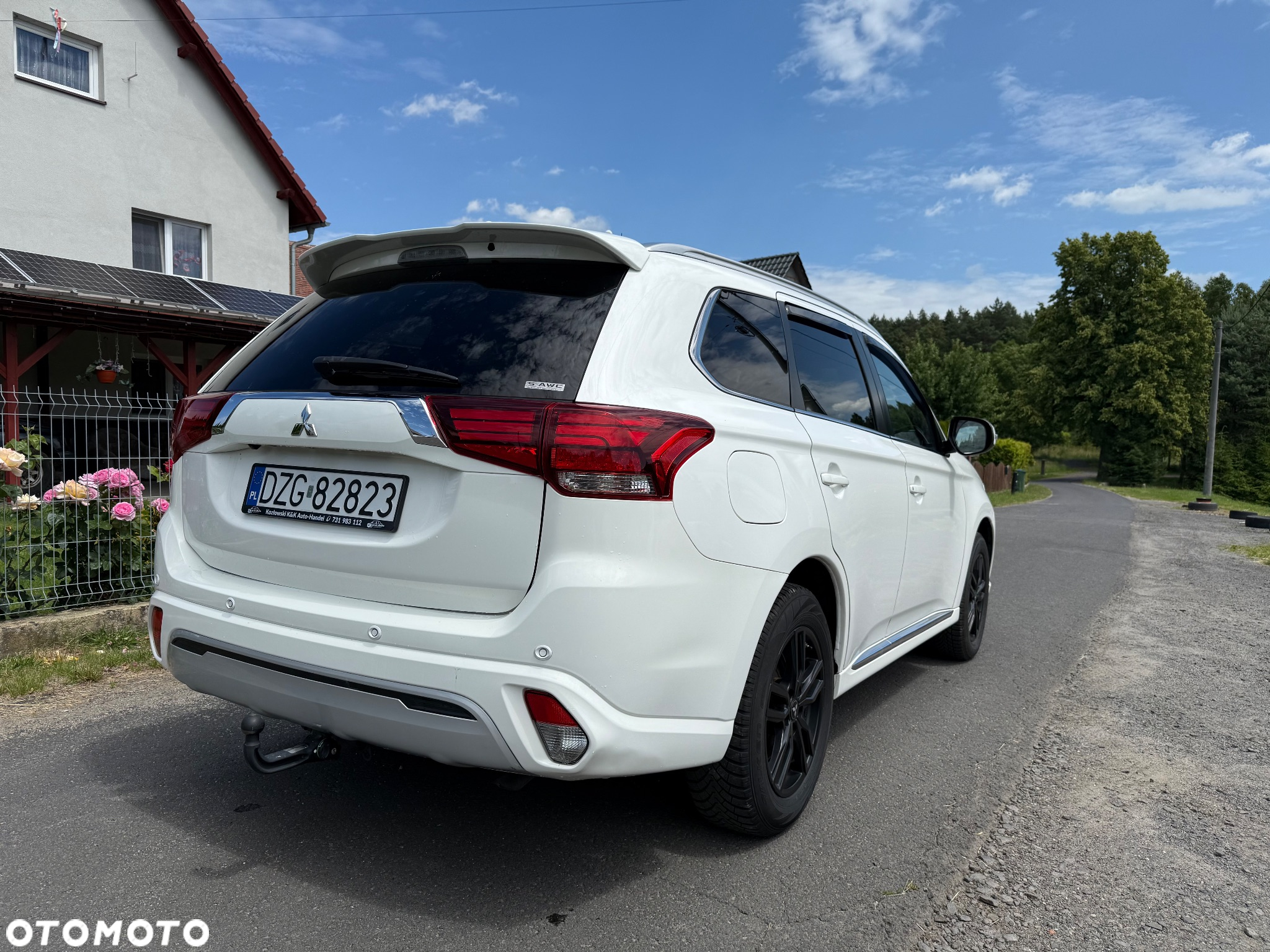 Mitsubishi Outlander 2.4 4WD Plug-In Hybrid Top - 4