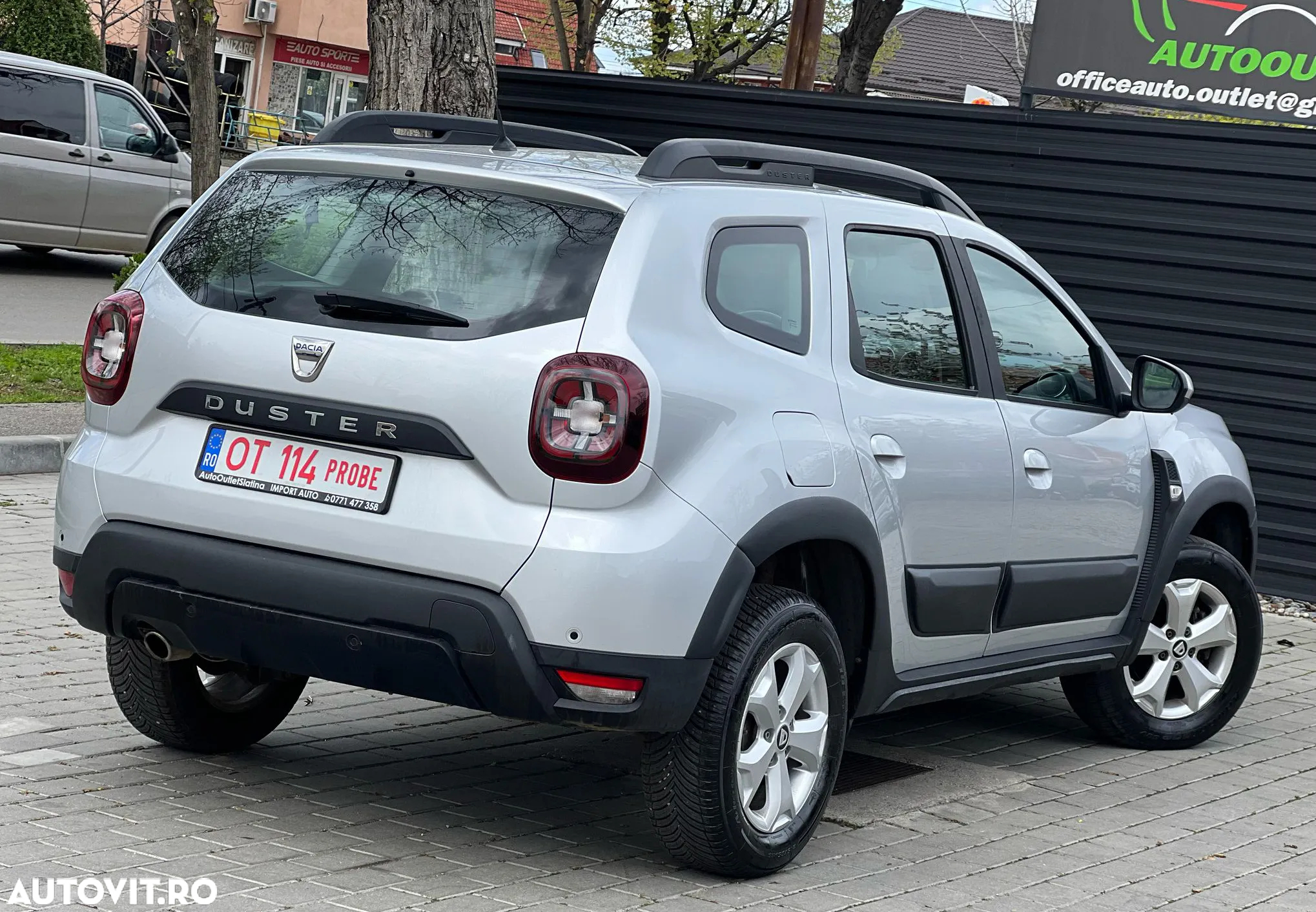 Dacia Duster 1.5 dCi 4x2 Laureate - 3