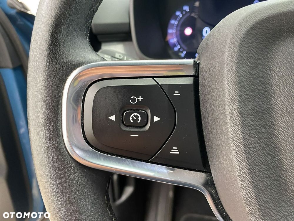Volvo XC 40 - 12