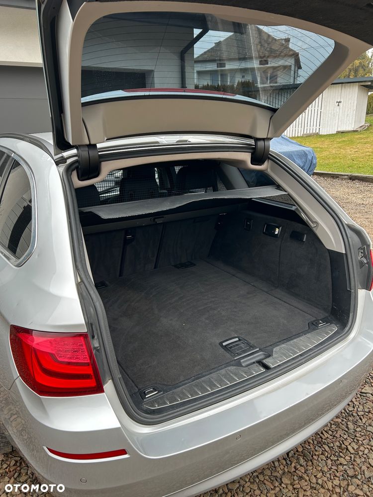 BMW Seria 5 520d - 9