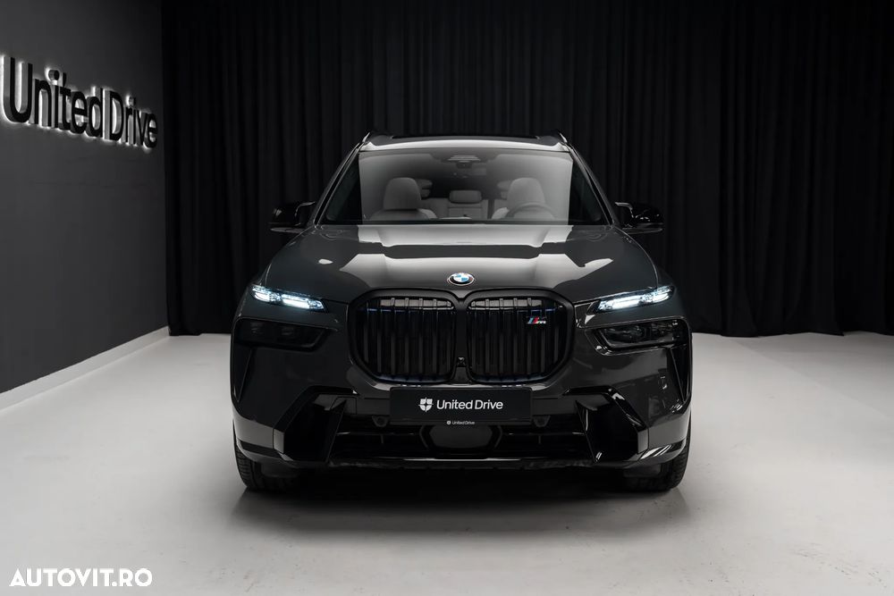 BMW X7 M60i xDrive AT MHEV - 38