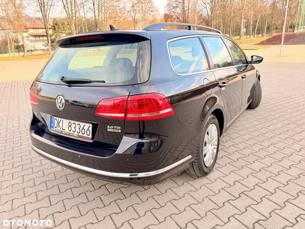 Volkswagen Passat 2.0 TDI BlueMotion Technology R-Line - 4