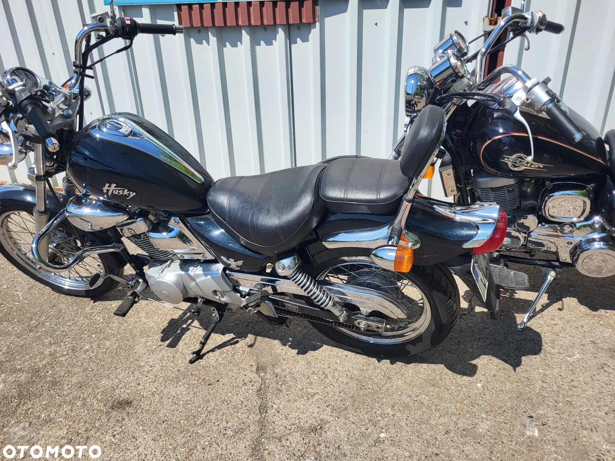 Suzuki Intruder - 14