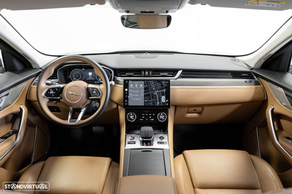 Jaguar F-Pace - 9