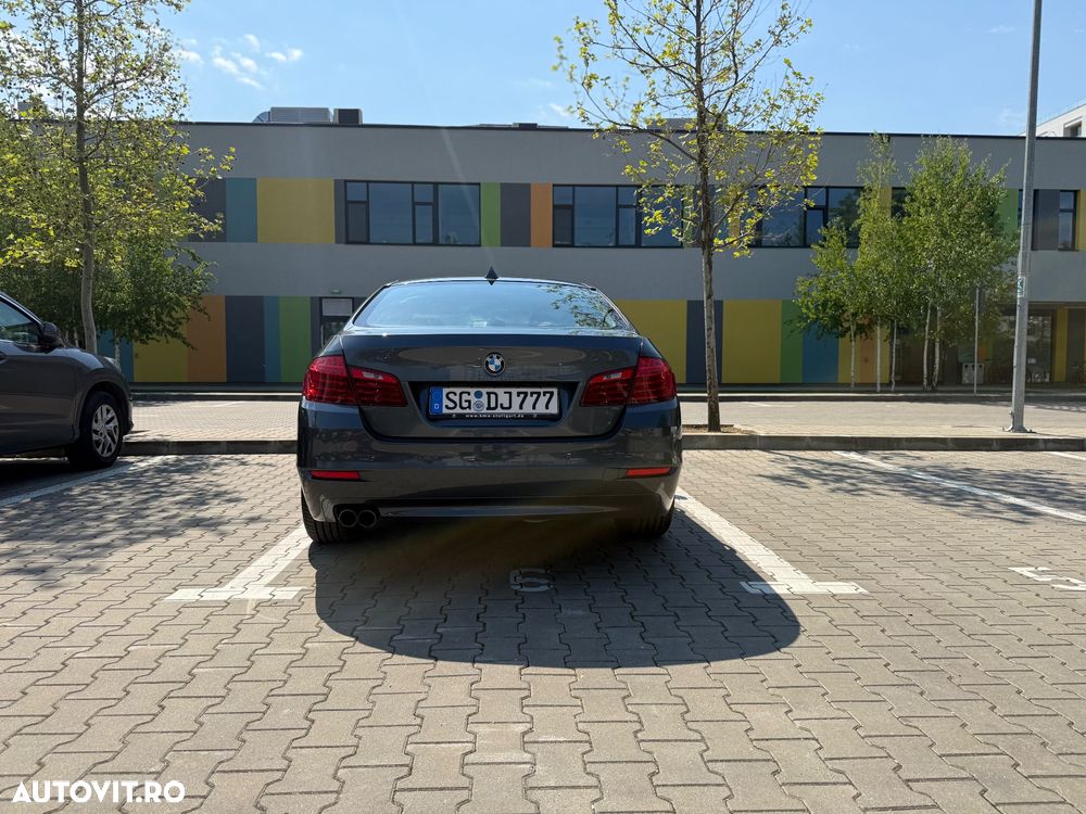 BMW Seria 5 520d AT - 4