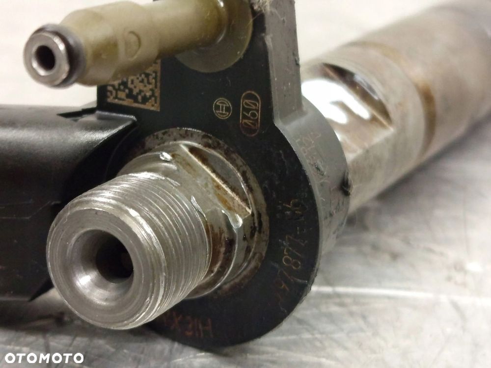Wtryskiwacz Wtrysk Paliwa BMW 1 E81 E87 E90 N47 N47D20A 2.0 D 7797877-06 - 5