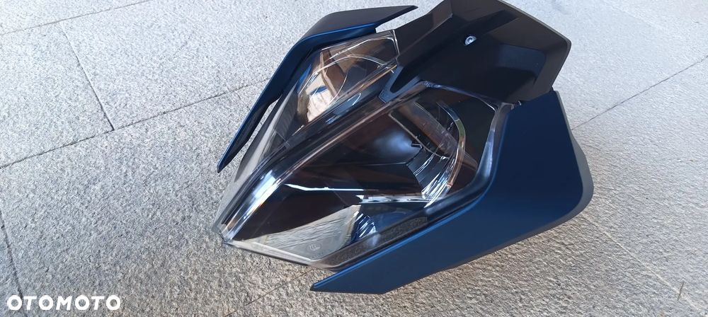 KTM DUKE 125 250 390  LAMPA PRZÓD REFLEKTOR 2025 - 3