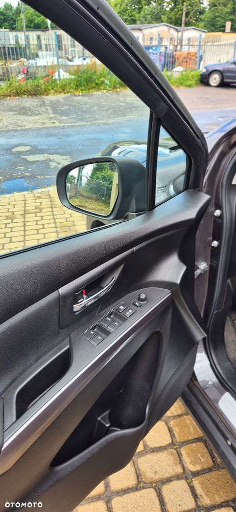 Suzuki SX4 S-Cross - 17