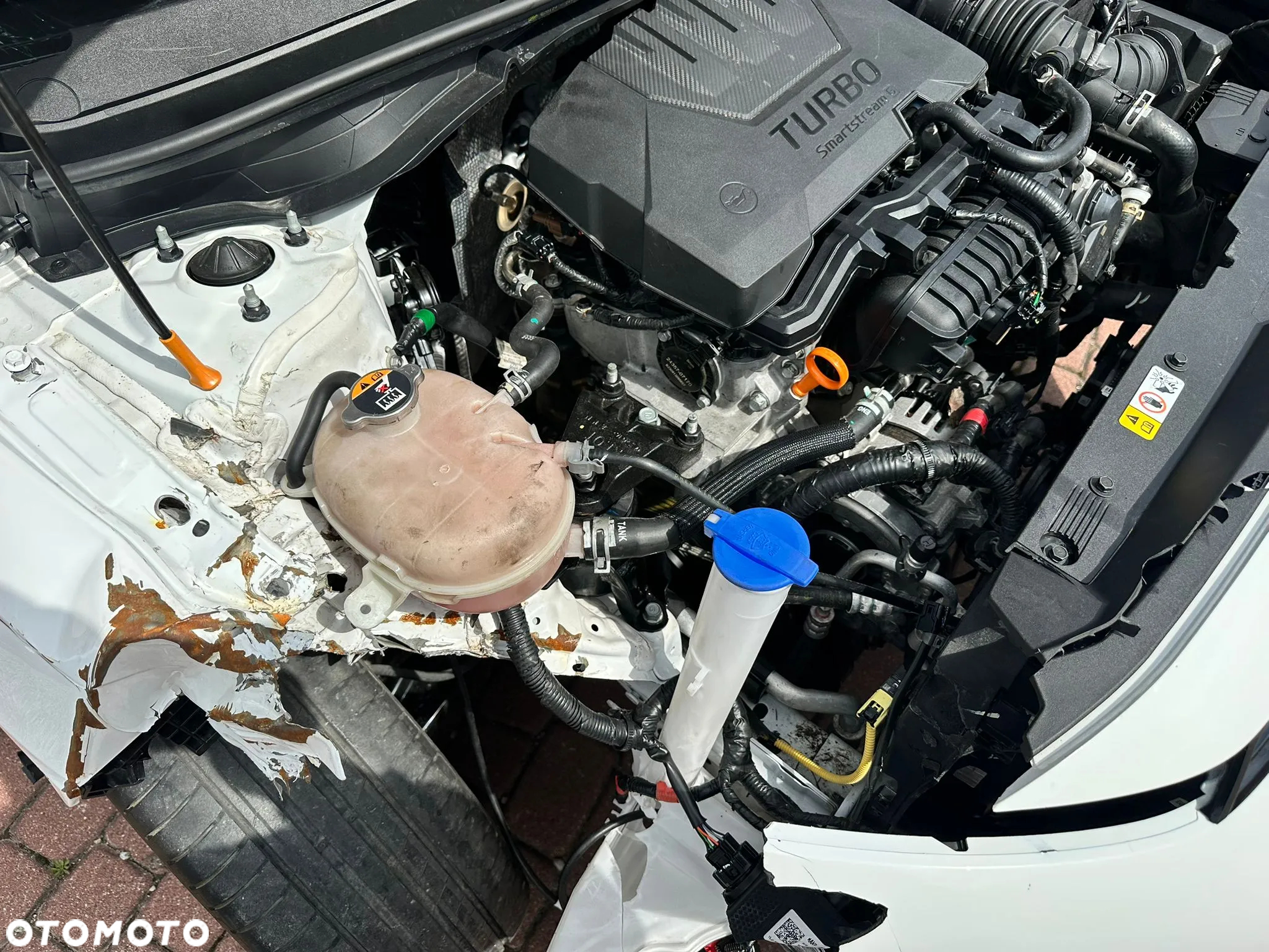 Hyundai Bayon 1.0 T-GDI 48V-Hybrid DCT Connect & Go - 14