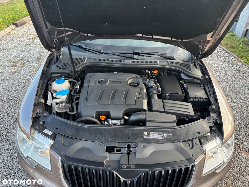 Skoda Superb - 16