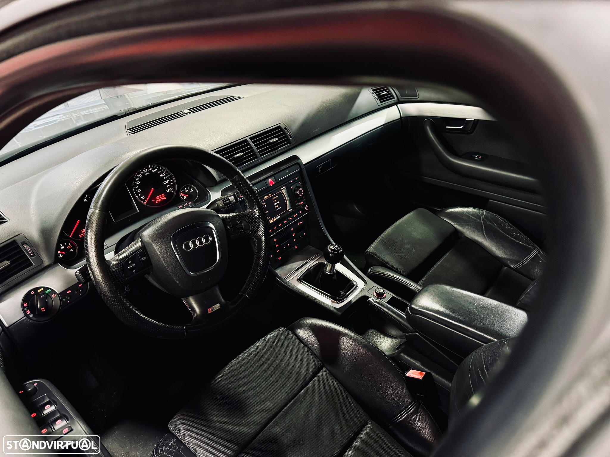 Audi A4 Avant 2.0 TDI S-line - 18