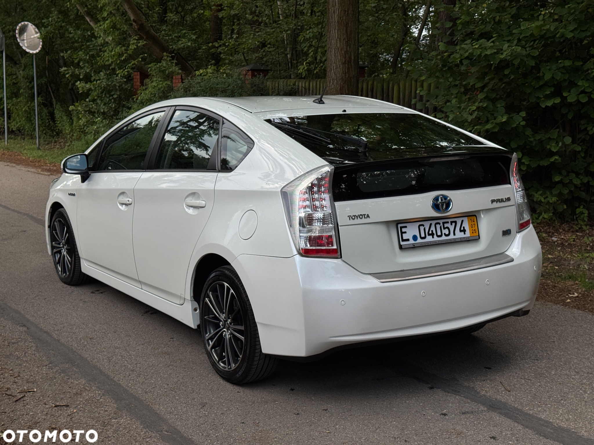 Toyota Prius - 16