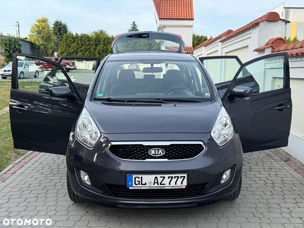 Kia Venga - 12