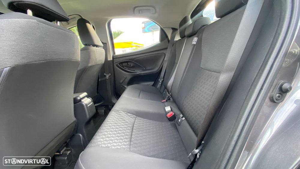 Toyota Yaris 1.5 HDF Comfort - 25