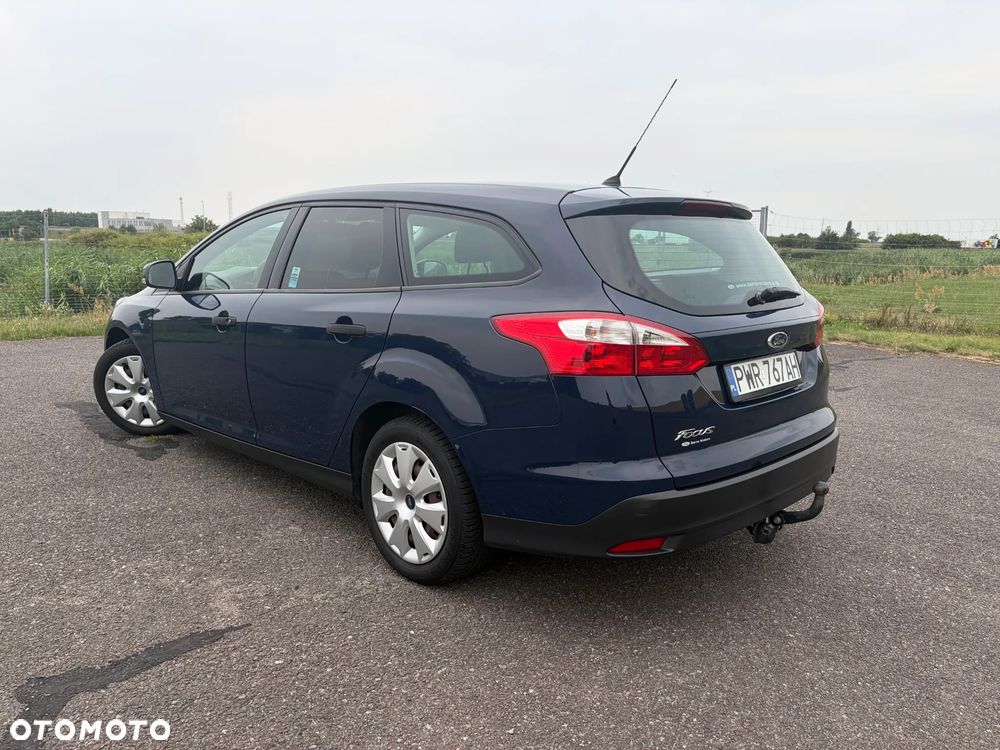Ford Focus 1.6 TDCi Ambiente Start - 8