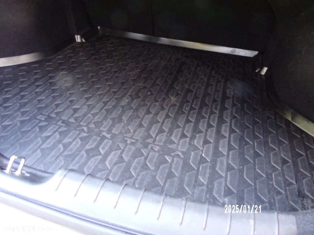 Hyundai Elantra 1.6 Smart - 8