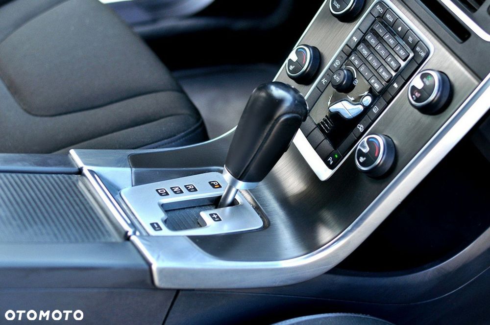 Volvo S60 D3 Geartronic Momentum - 15