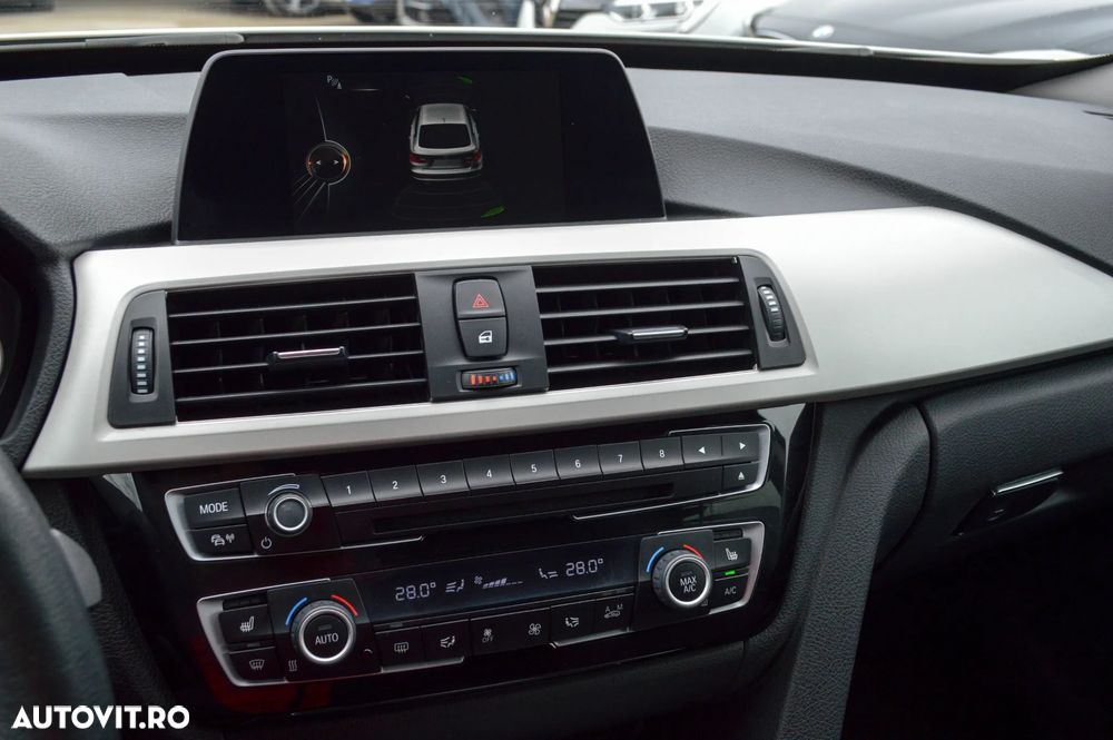 BMW Seria 3 320d Aut. Advantage - 15