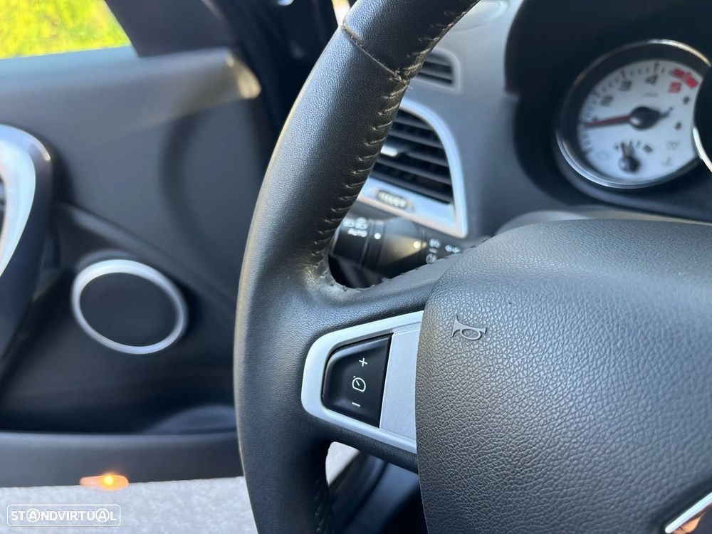 Renault Mégane 1.5 dCi GT Line EDC - 27