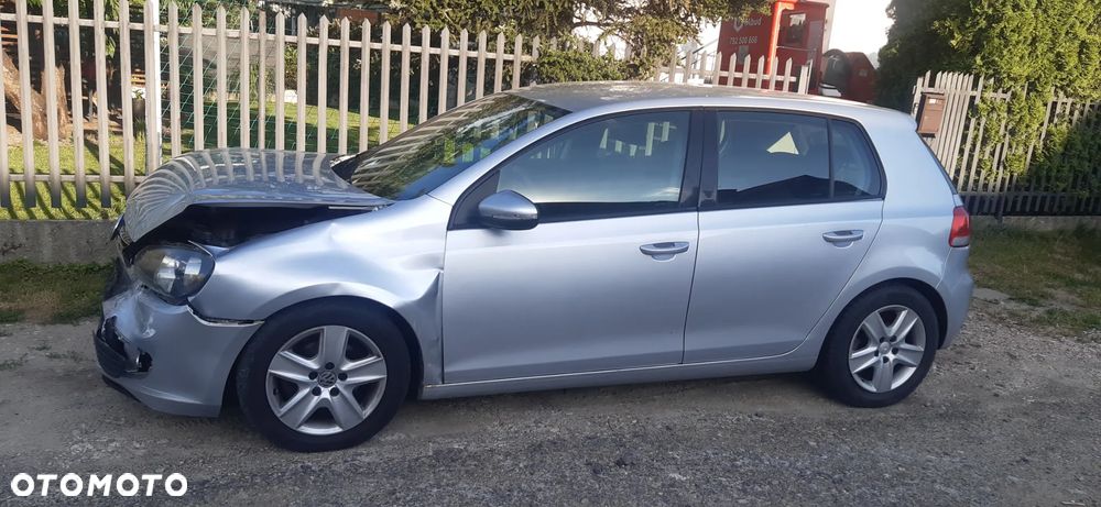 Volkswagen Golf 2.0 TDI Comfortline - 4