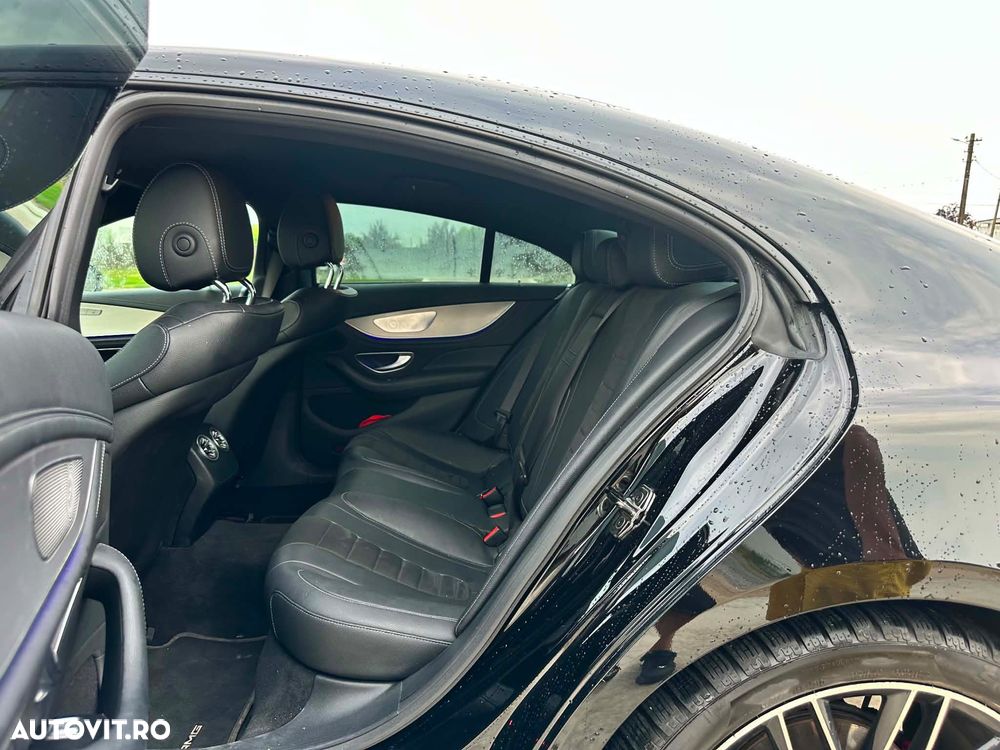 Mercedes-Benz CLS - 9