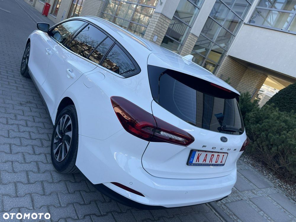 Ford Focus - 10