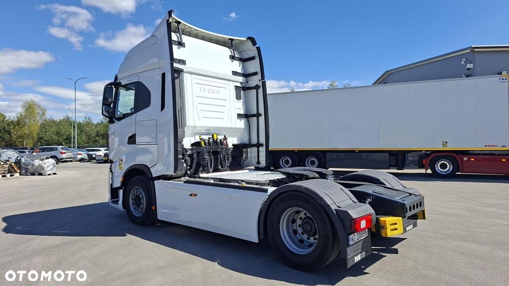 Iveco S-way 490 - 6