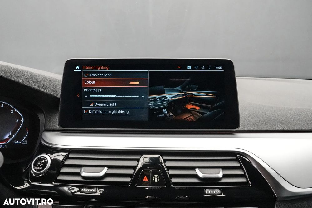 BMW Seria 5 518d AT MHEV - 24