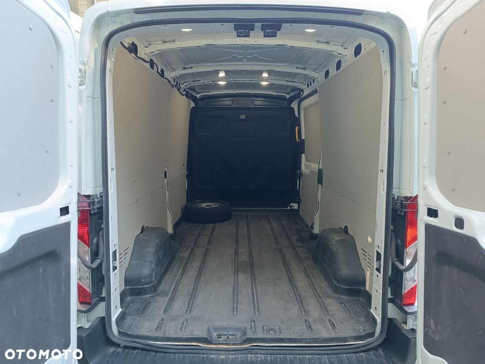 Ford transit L3H2 - 24