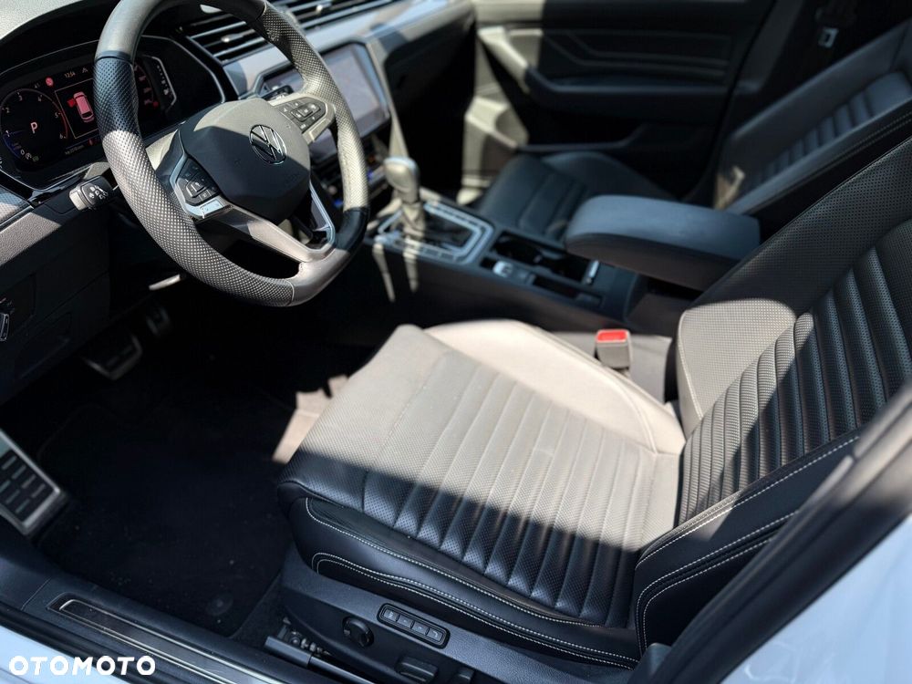 Volkswagen Passat Alltrack - 11