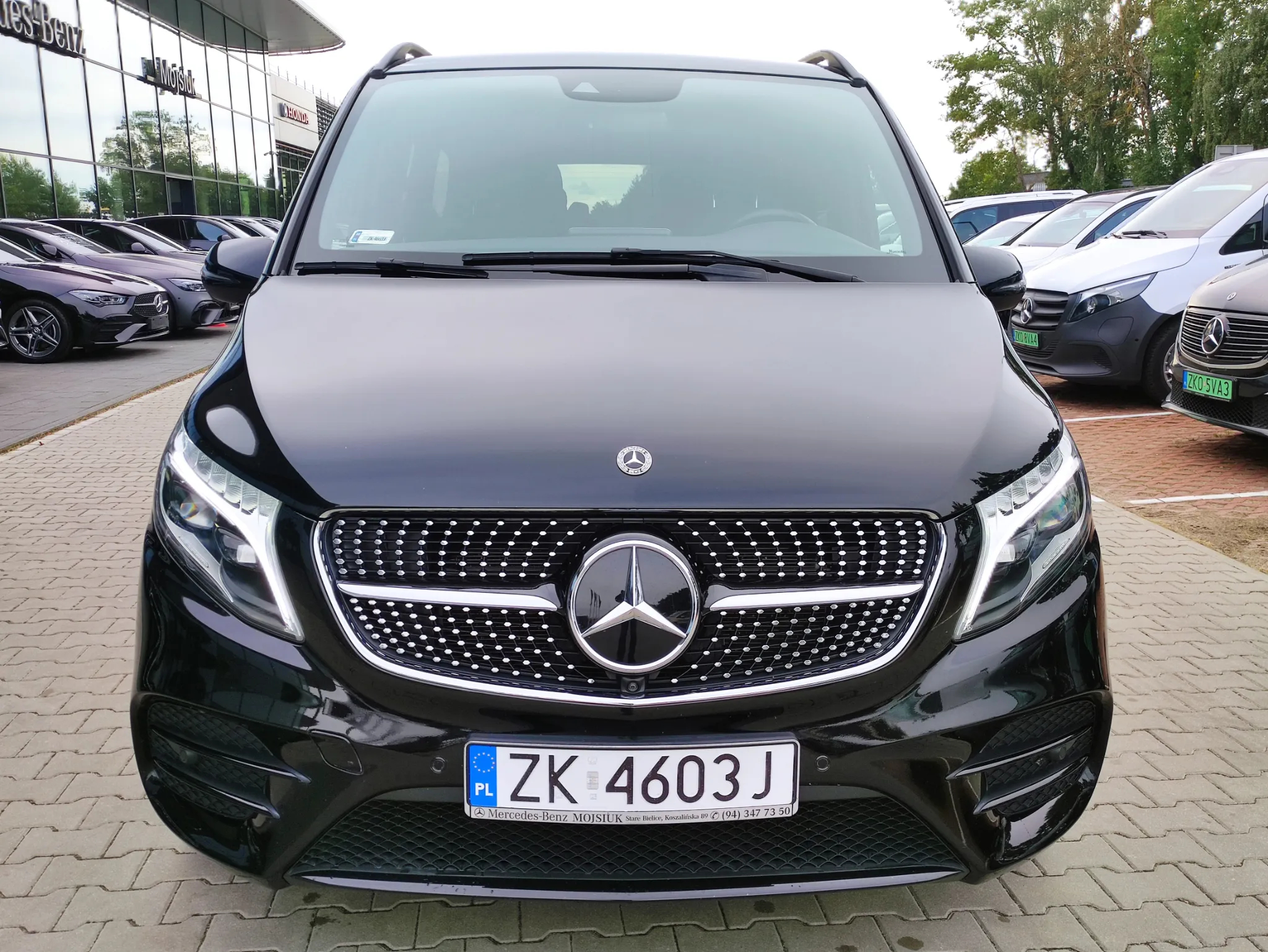 Mercedes-Benz Klasa V 300 d 4-Matic Exclusive 9G-Tronic (d³ugi) - 3