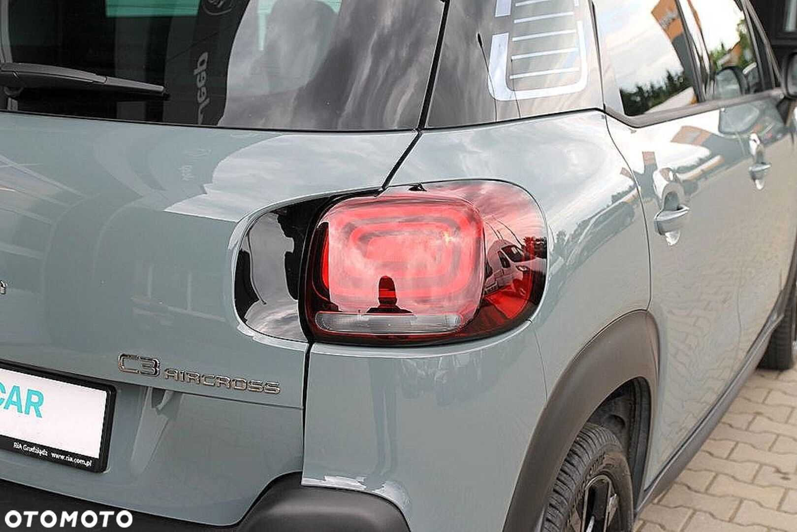 Citroën C3 Aircross 1.2 PureTech Shine S&S EAT6 - 27