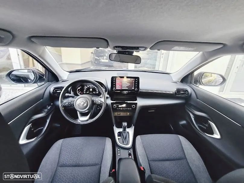 Toyota Yaris Cross 1.5 HDF Comfort Plus - 19