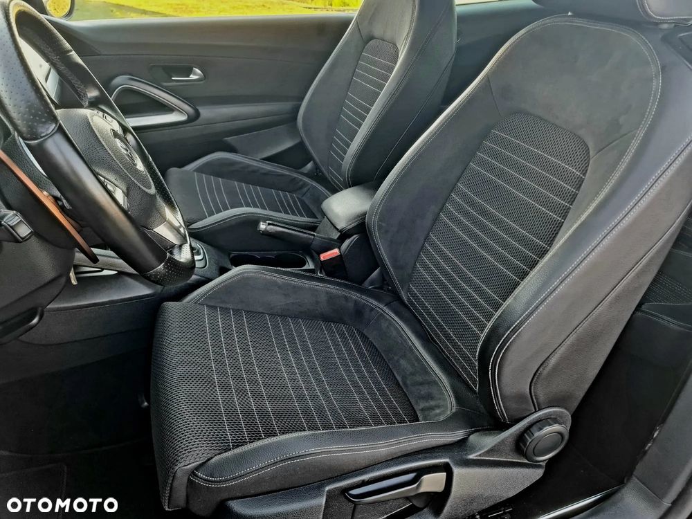 Volkswagen Scirocco - 23