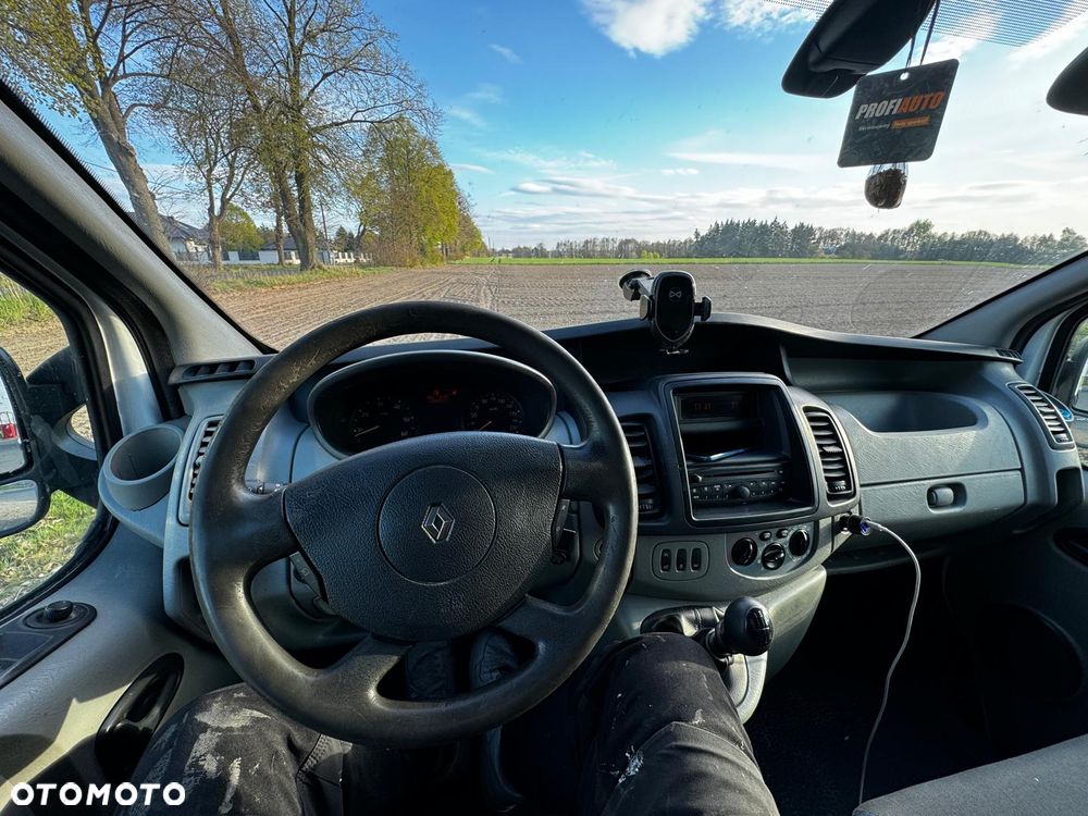 Renault Trafic Grand Combi L2H1 Authentique - 3