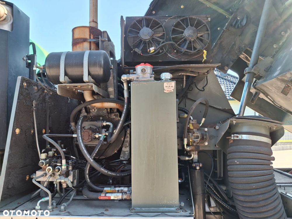 Renault Midlum 270 DXI Zamiatarka BUCHER Szczotki L/R Lewa I Prawa Strona 2 Silniki Karcher Listwa Ciśnieniowa Lanca Na Bębnie 2011r - 16