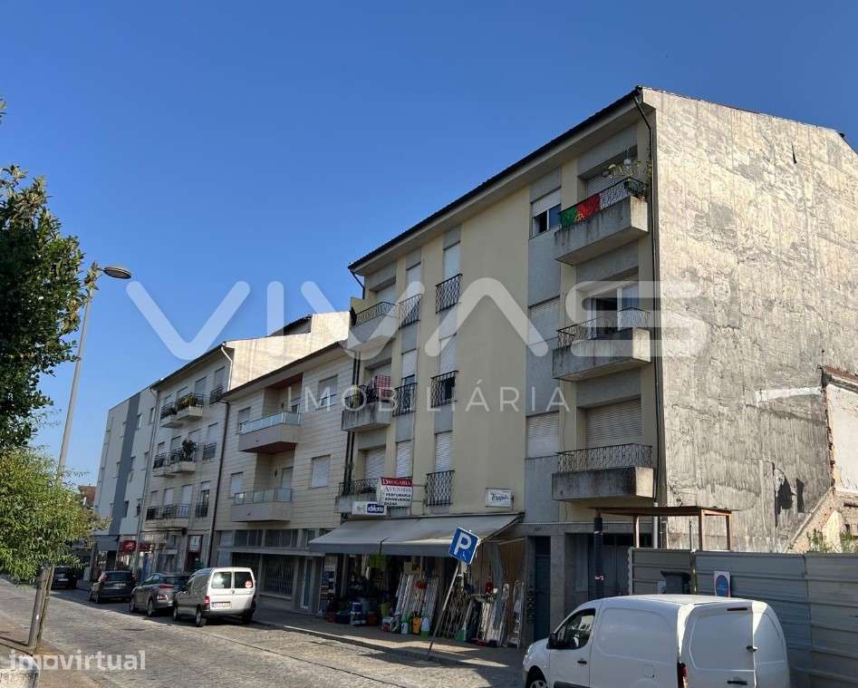 Arrecadação  Venda em Vila Verde e Barbudo,Vila Verde - Grande imagem: 2/4