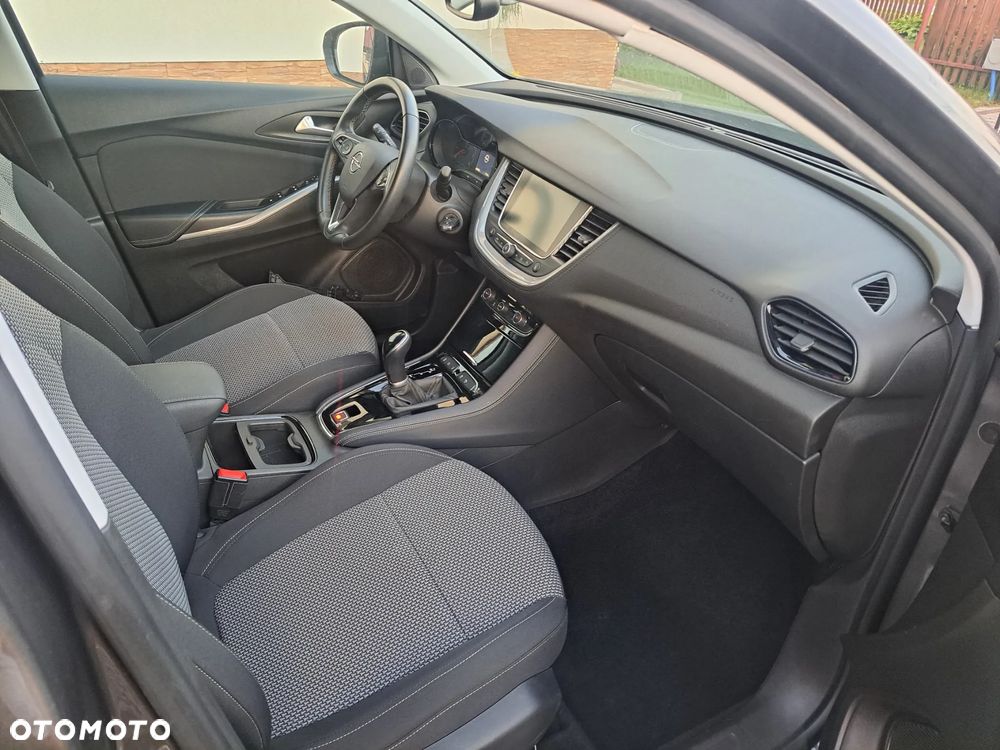 Opel Grandland X - 8